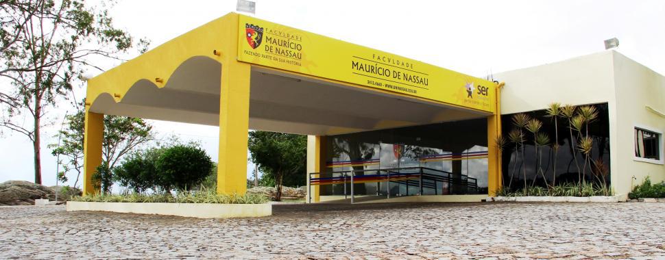 UNINASSAU Caruaru oferece mais de 4 mil vagas em cursos gratuitos.