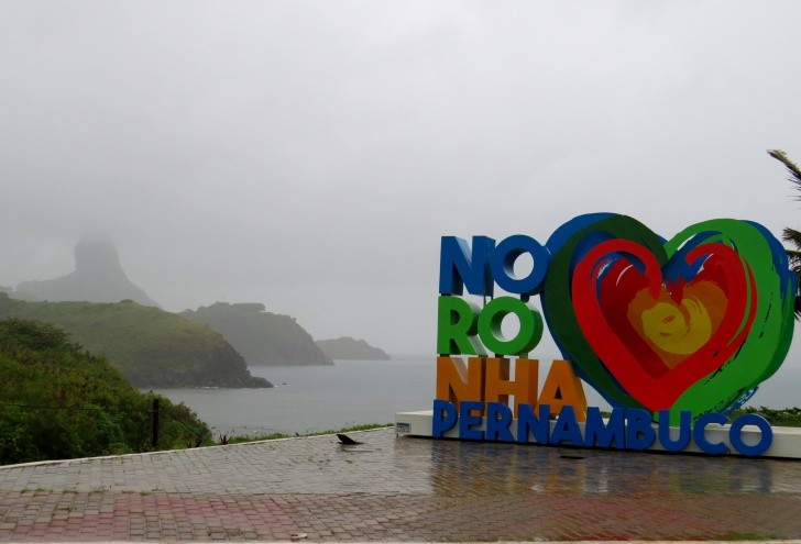 Temporal atinge Fernando de Noronha e seis voos são cancelados.