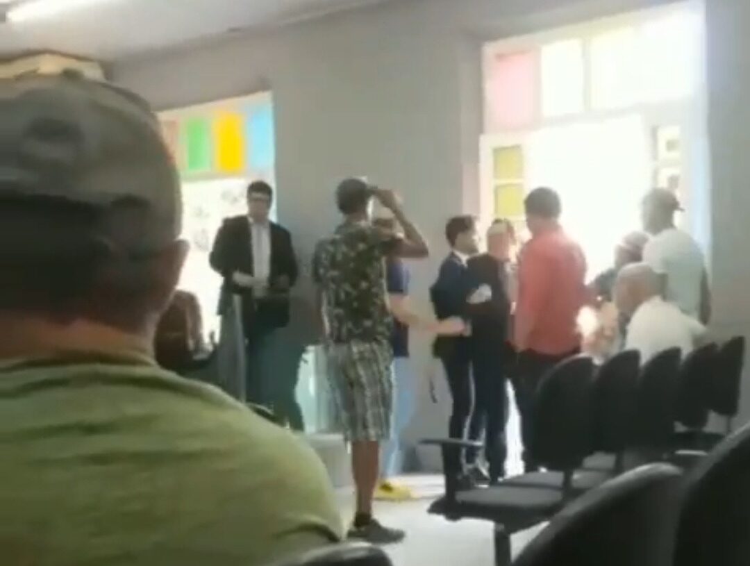 VÍDEO | Tensão e troca de acusações marcam reunião na Câmara de Vereadores de Bonito